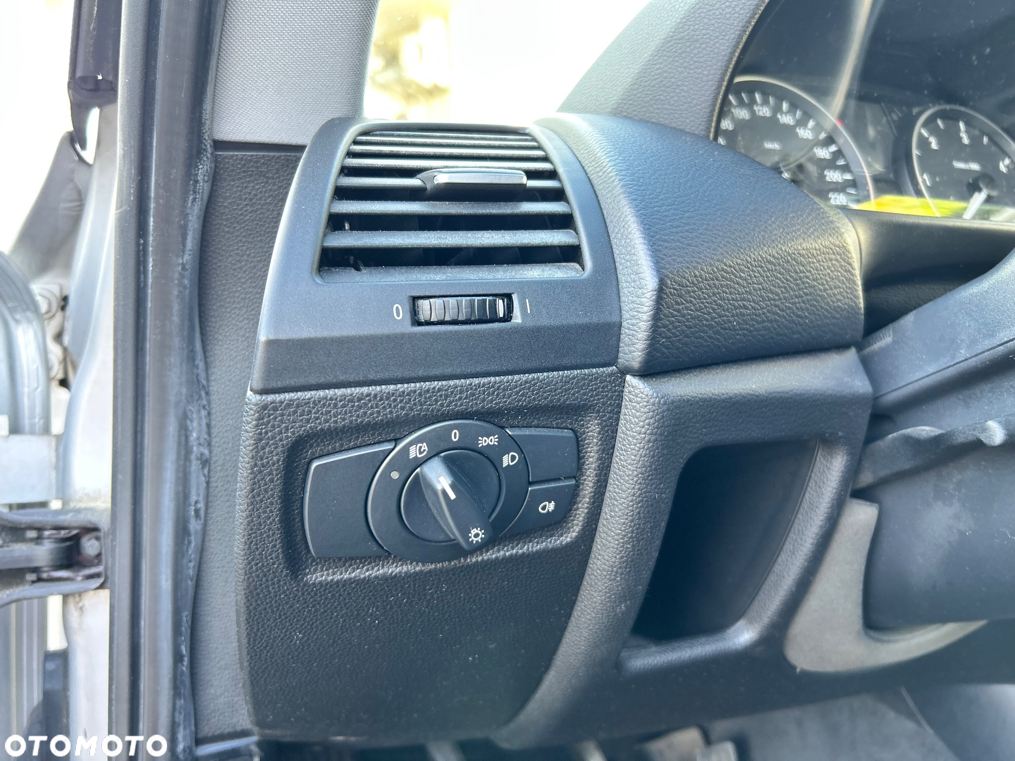 BMW Seria 1 118d - 21