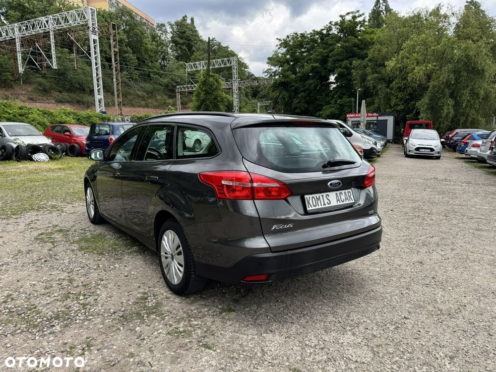 Ford Focus - 4
