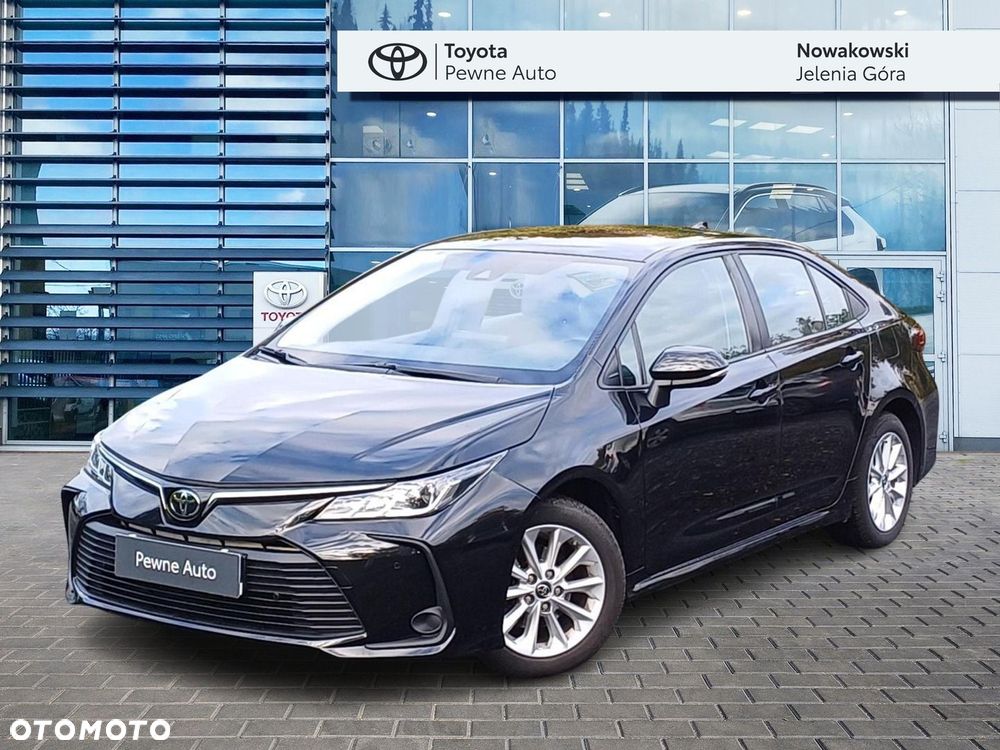 Toyota Corolla - 1