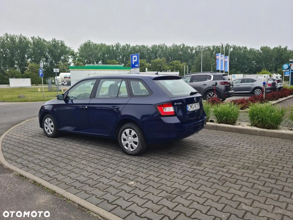 Skoda Fabia 1.2 TSI Active - 5