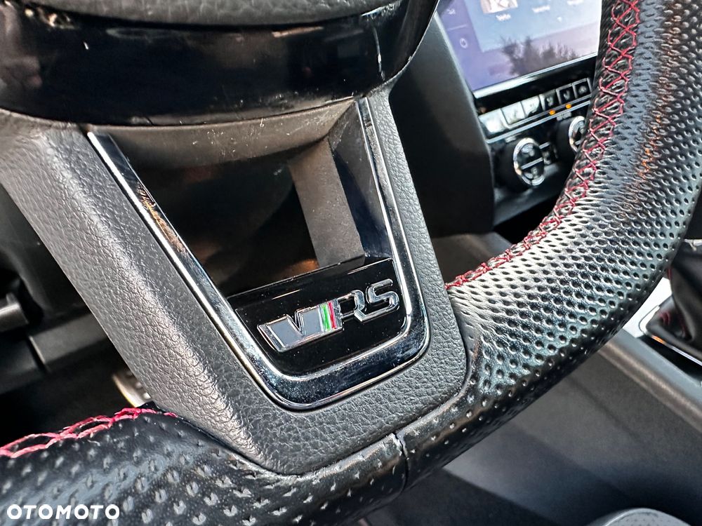 Skoda Octavia 2.0 TSI RS Challenge 245 DSG - 25