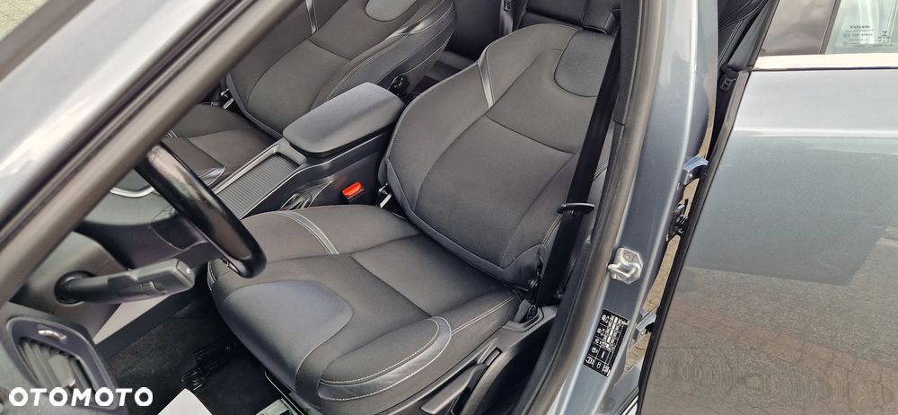 Volvo V40 - 30