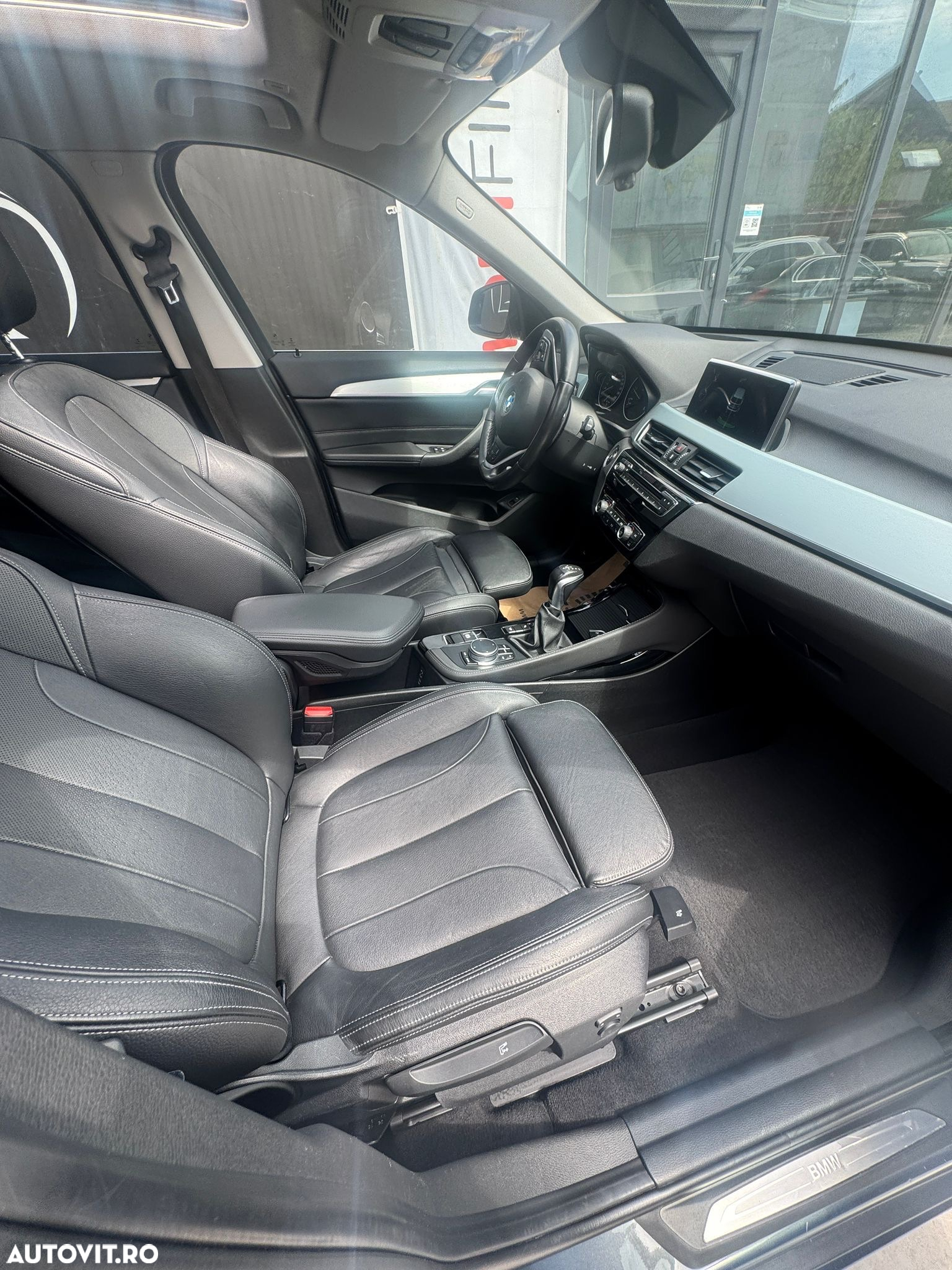 BMW X1 - 10