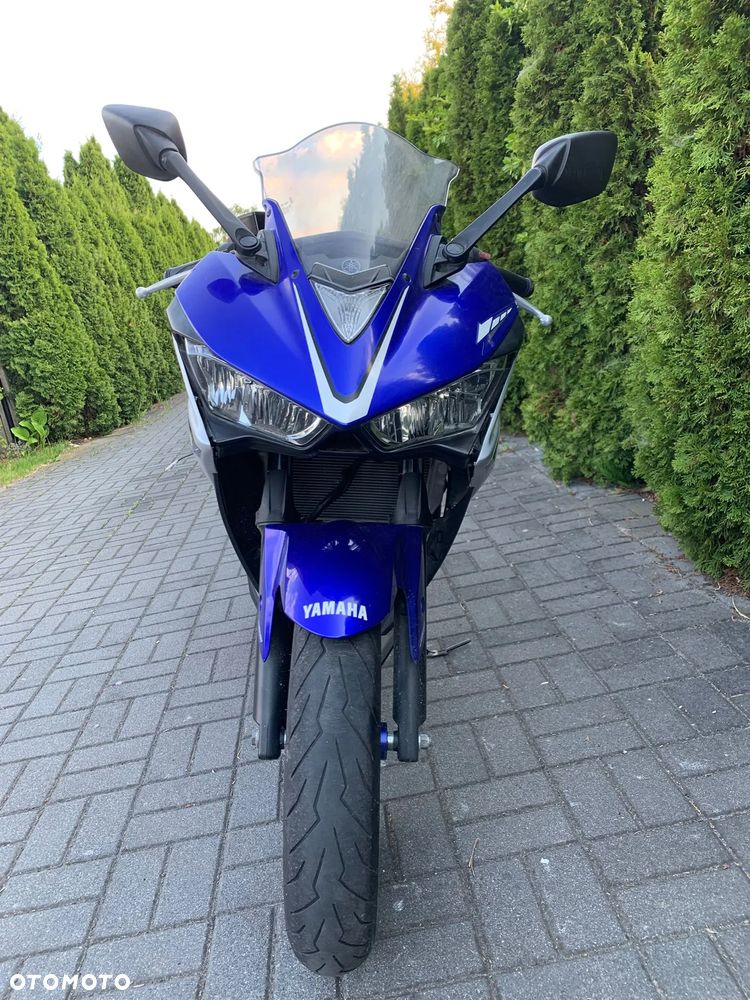 Yamaha R3 - 12