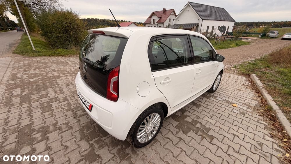 Volkswagen up! - 21