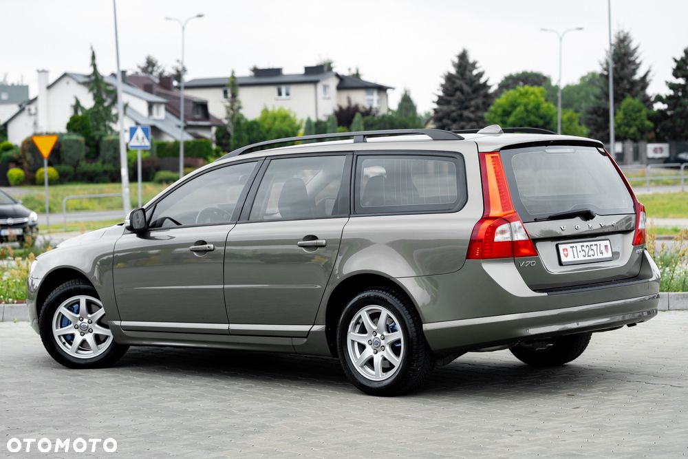 Volvo V70 2.5T Summum - 11