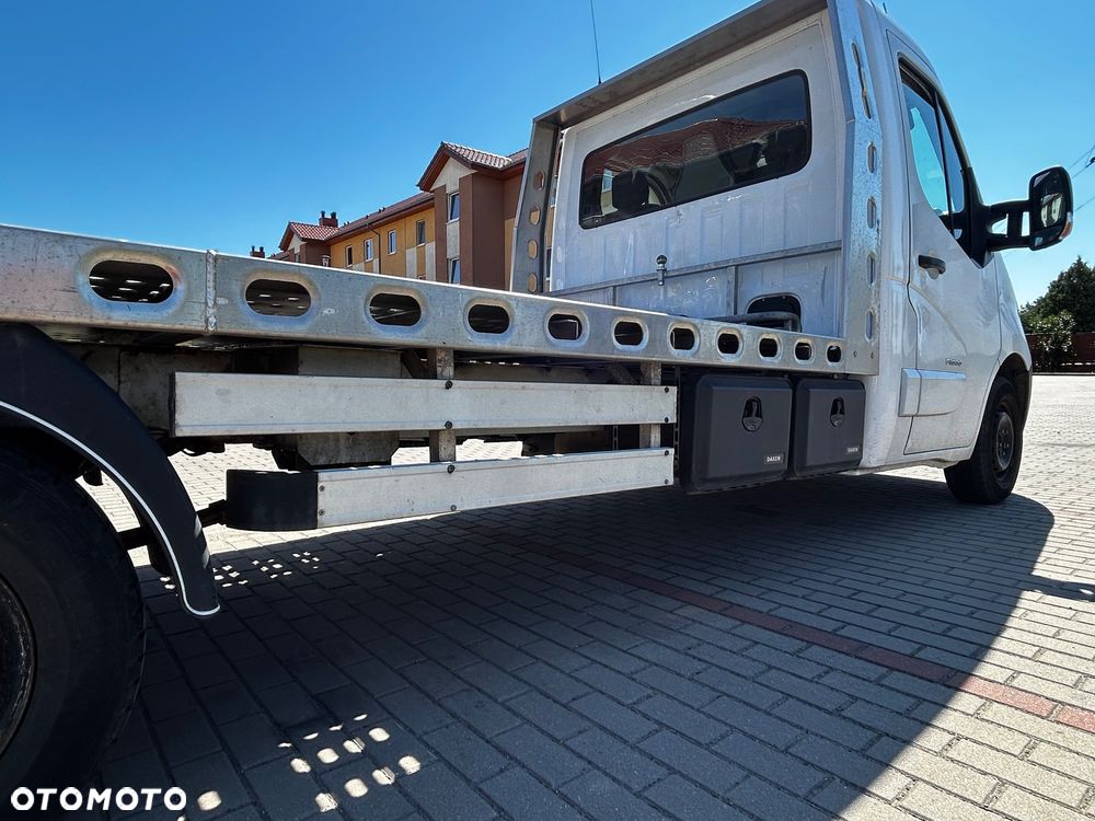 Renault Master III - 15