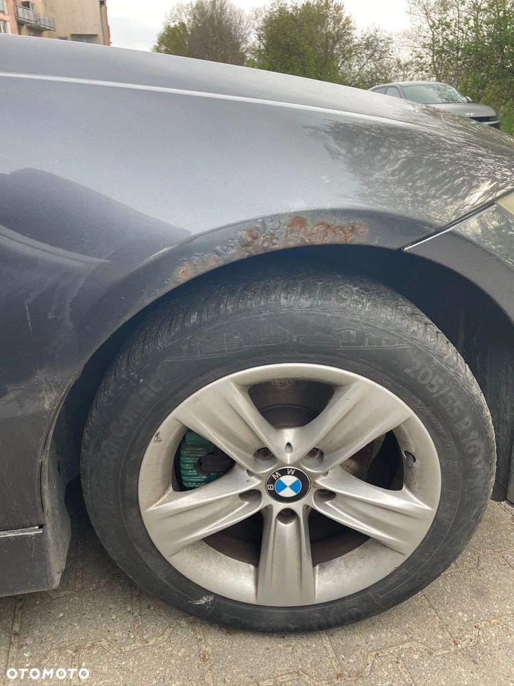 BMW Seria 3 325i - 20