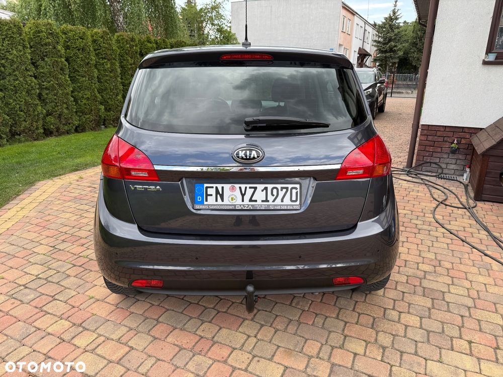 Kia Venga 1.6 CVVT Dream Team Edition - 4