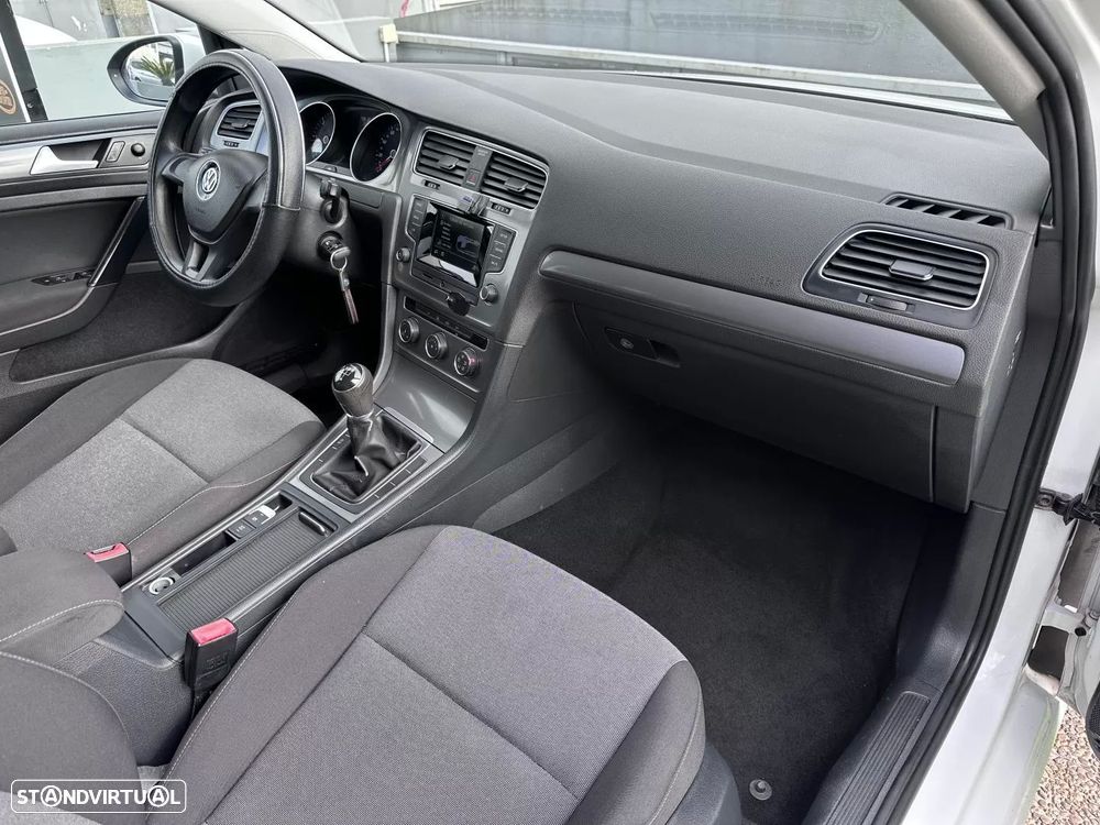 VW Golf Variant 1.6 TDi Highline - 46