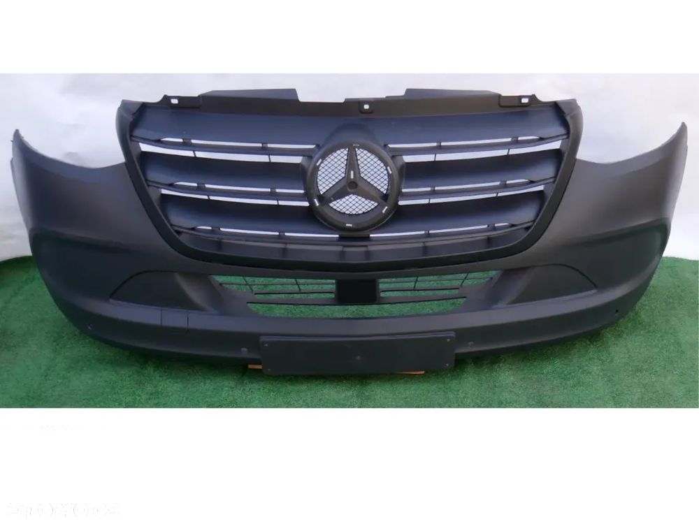 MERCEDES SPRINTER W907 910 ZDERZAK PRZÓD ATRAPA GRILL POD PDC - 1