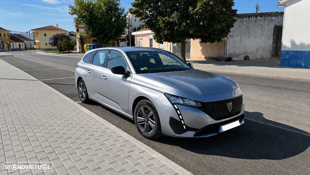 Peugeot 308 SW 1.5 BlueHDi Active Pack EAT8 — fotografia 3