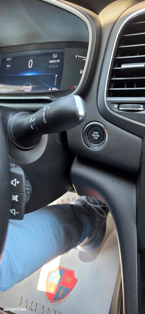 Renault Megane TCe 140 EDC GPF Techno - 30