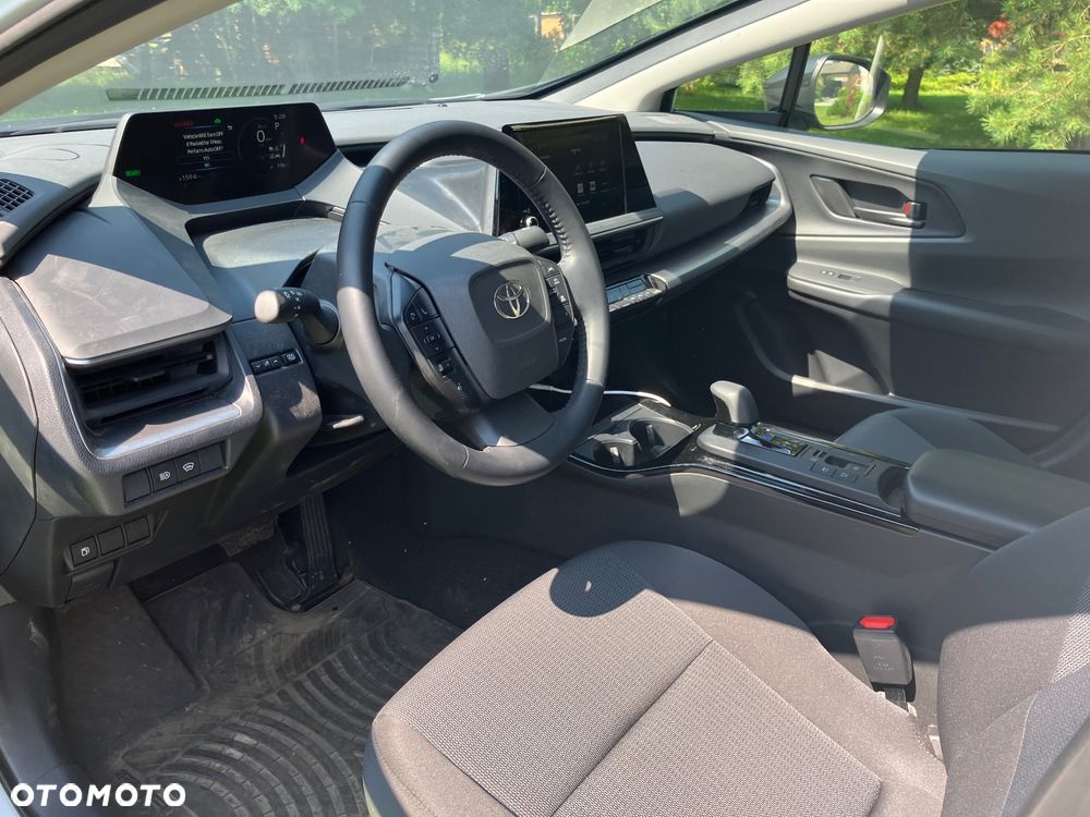 Toyota Prius Hybrid Executive - 4