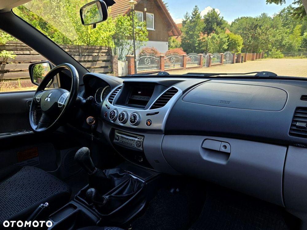 Mitsubishi L200 Pick Up 4x4 Inform Double Cab - 6