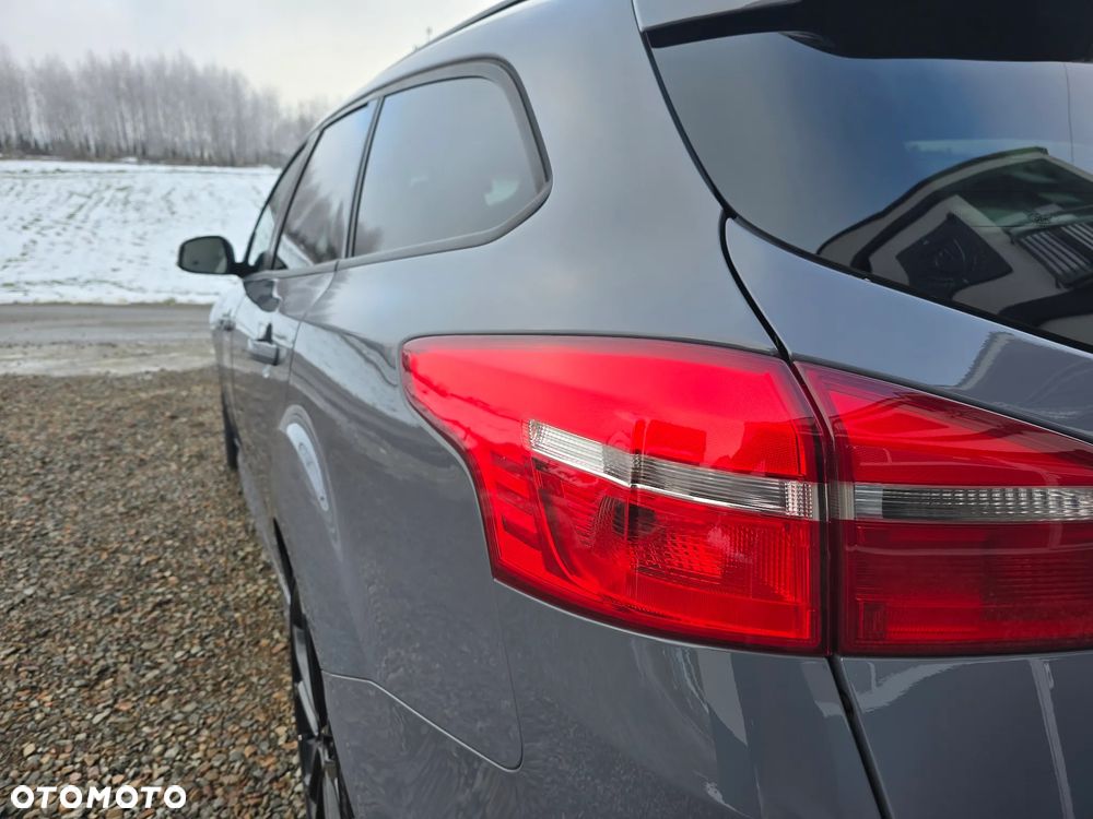 Ford Focus 2.0 EcoBoost ST mit Leder-Sport-Paket - 8