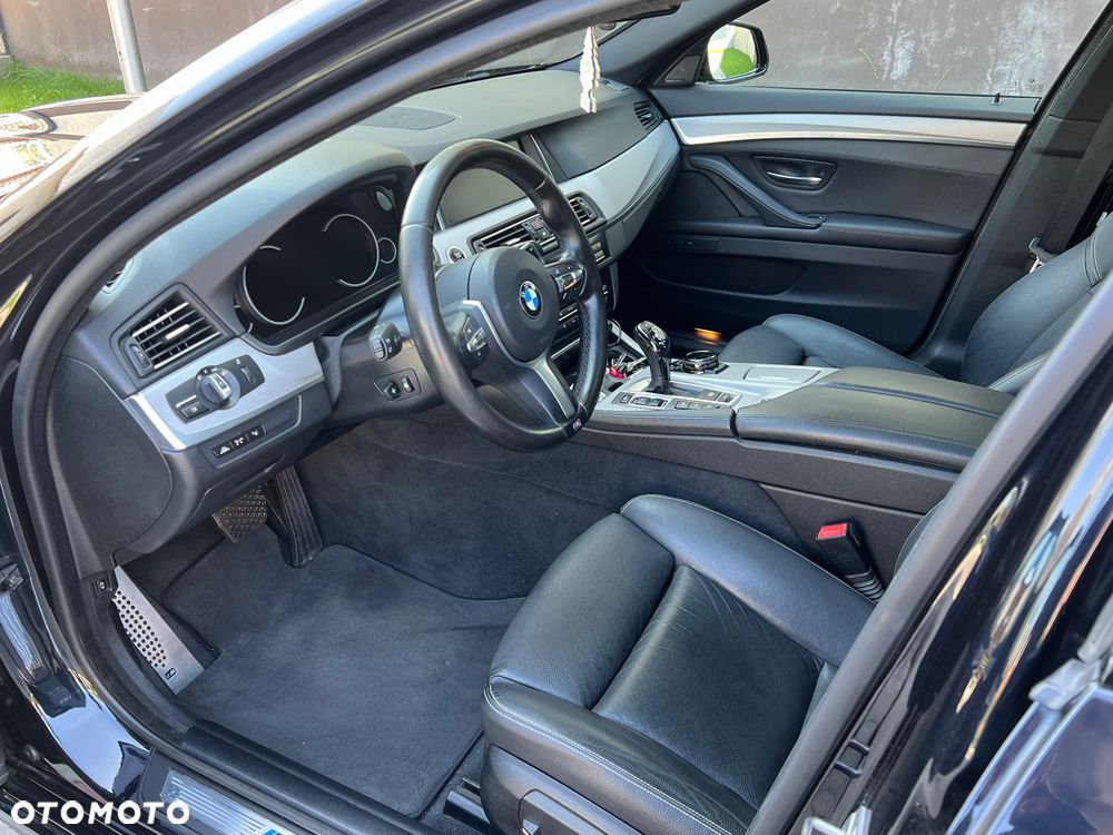 BMW Seria 5 M550d xDrive - 7