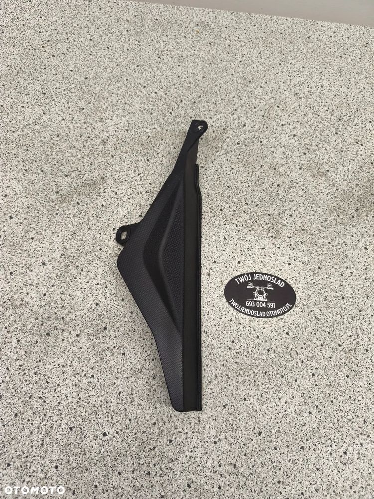 Pług, płoza, owiewka, osłona Suzuki GSR 750 GSR750 - 9