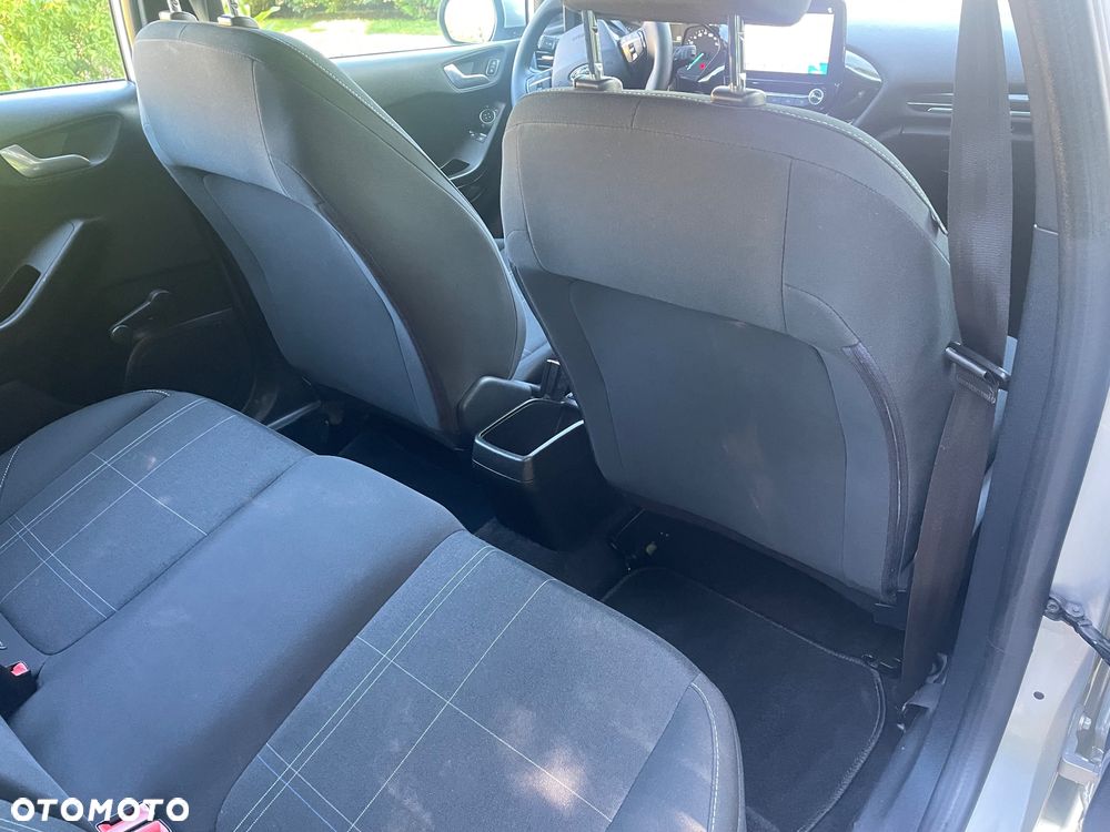 Ford Fiesta - 16