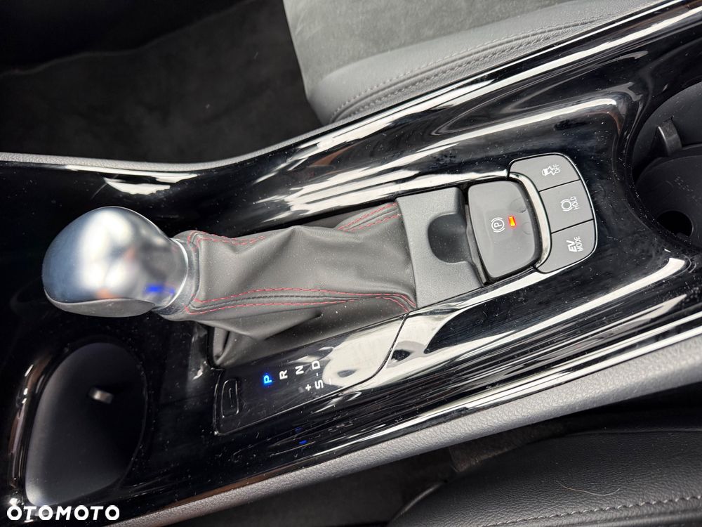 Toyota C-HR 2.0 GR Sport Black Edition - 19