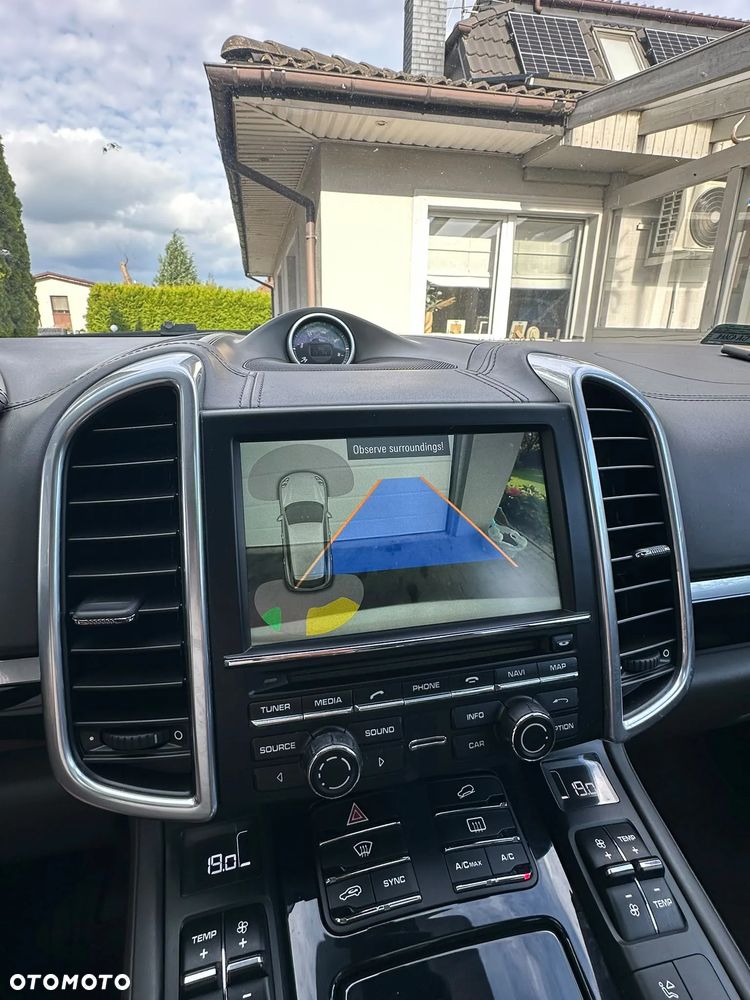 Porsche Cayenne Diesel Platinum Edition - 23