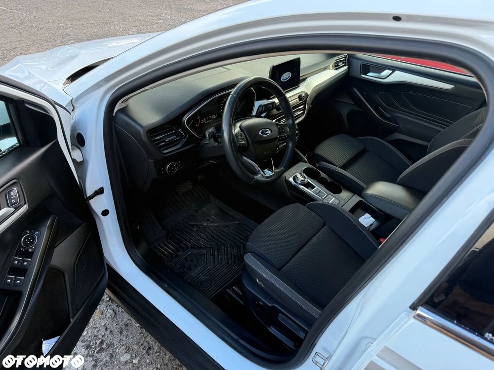 Ford Focus SW 1.5 EcoBlue S&S COOL&CONNECT DESIGN - 4