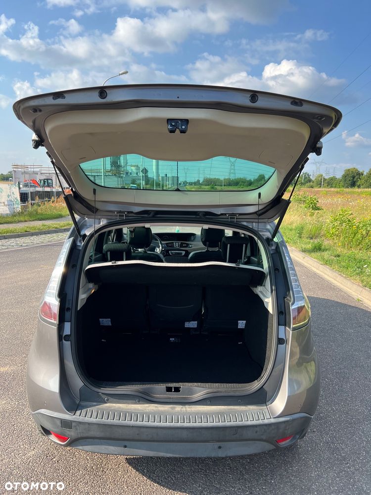 Renault Scenic - 11