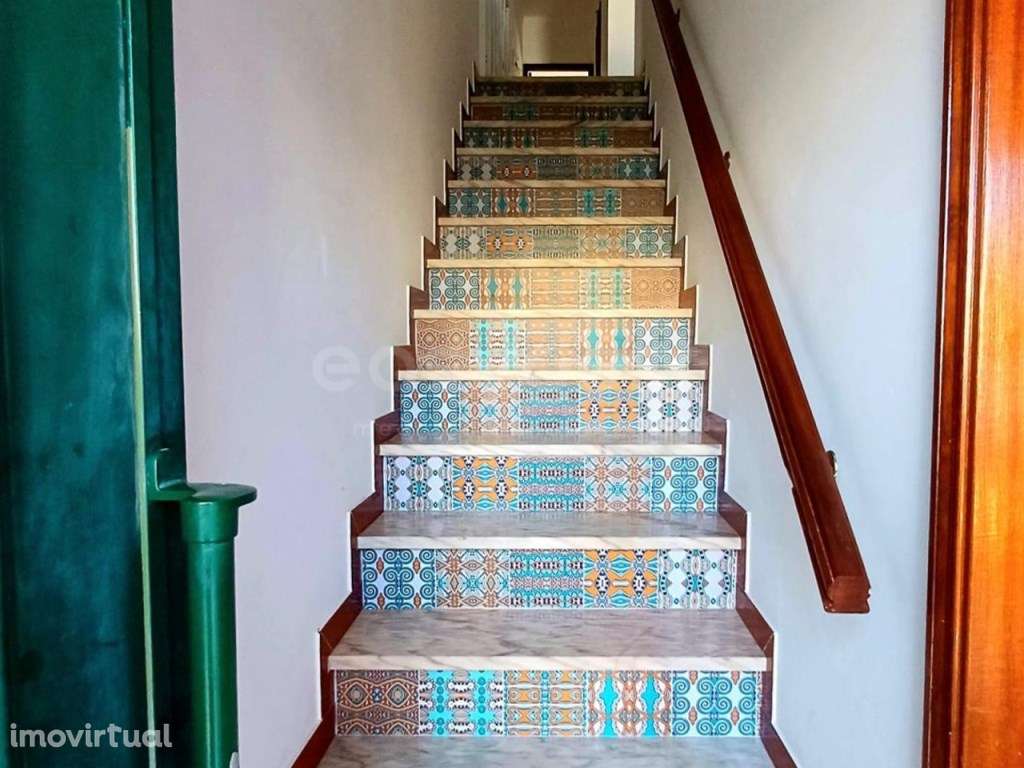 Moradia Geminada, em condomínio fechado, com estacionamento - Praia... - Grande imagem: 2/33