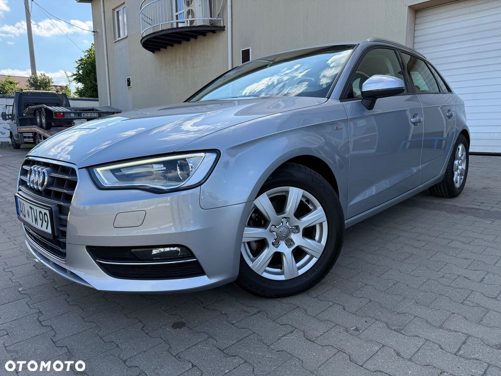 Audi A3 Sportback 2.0 TDI Attraction - 1