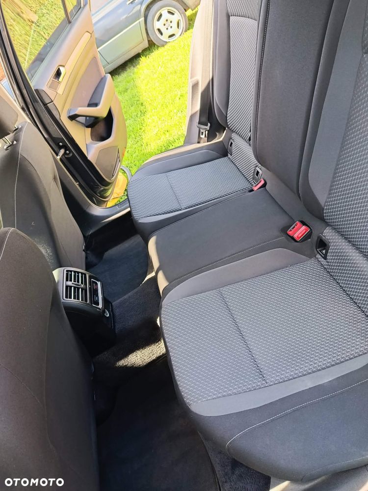 Volkswagen Passat 2.0 TDI BMT Comfortline - 14
