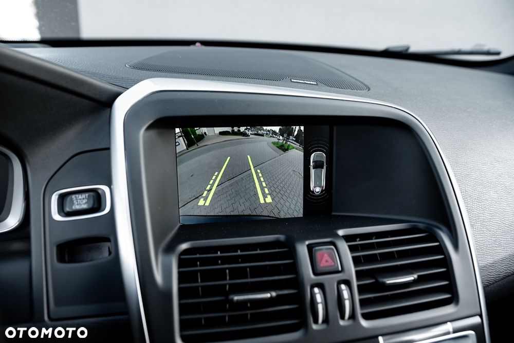 Volvo XC 60 D4 AWD Geartronic Summum - 34