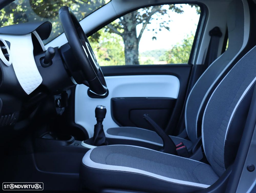 Renault Twingo 1.0 SCe Equilibre - 29
