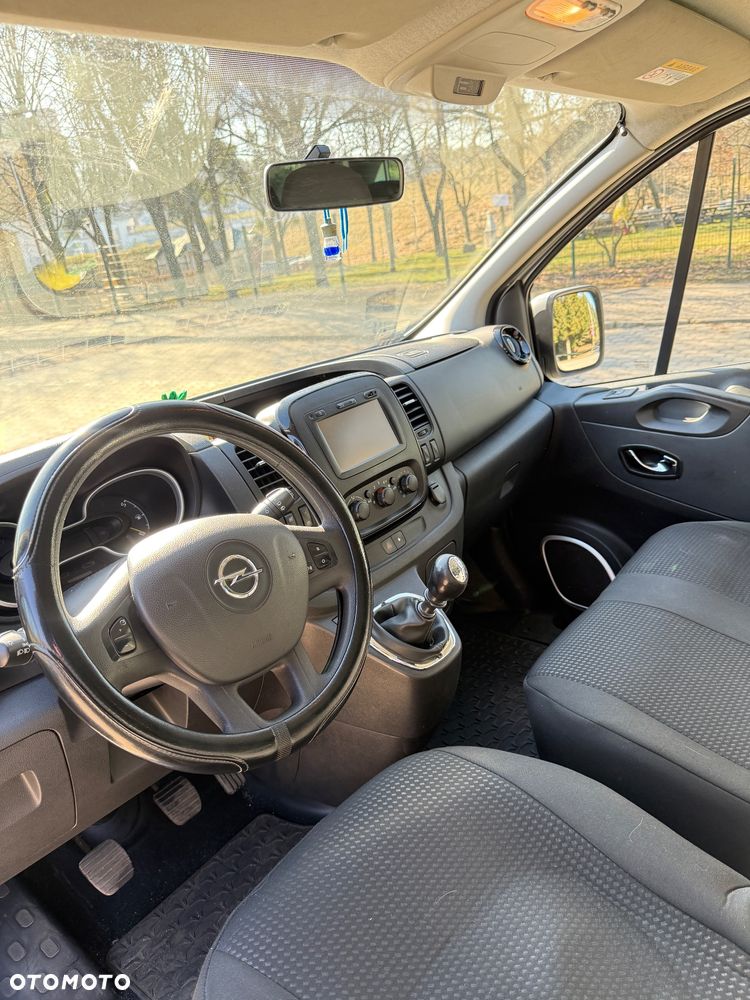 Opel Vivaro L2H1 2,9t Edition - 10