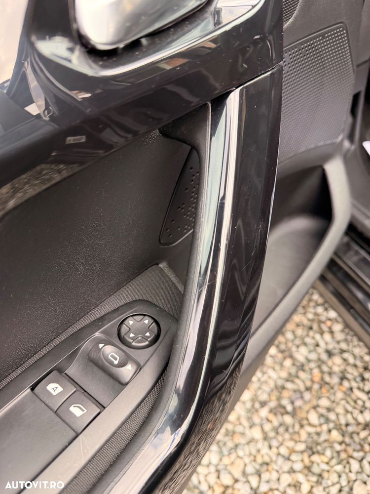 Peugeot 208 PureTech 82 Start & Stop Style - 16