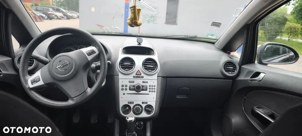 Opel Corsa 1.2 16V Enjoy - 5
