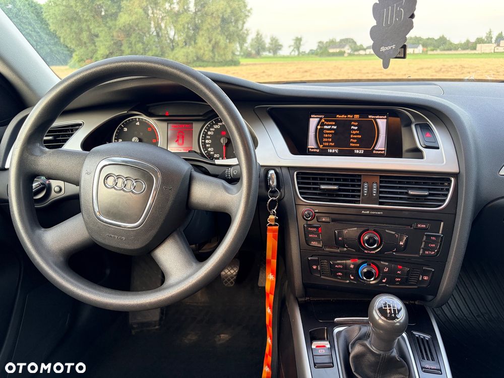 Audi A4 Avant - 20