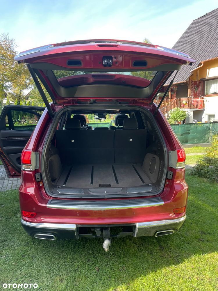 Jeep Grand Cherokee - 11