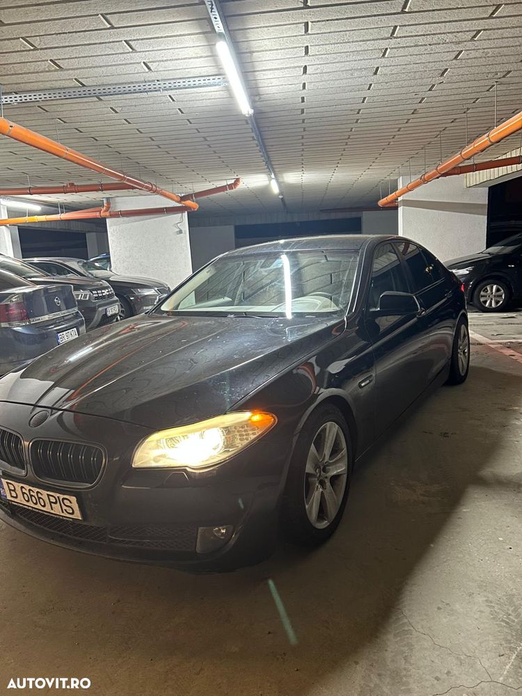 BMW Seria 5 520d - 5
