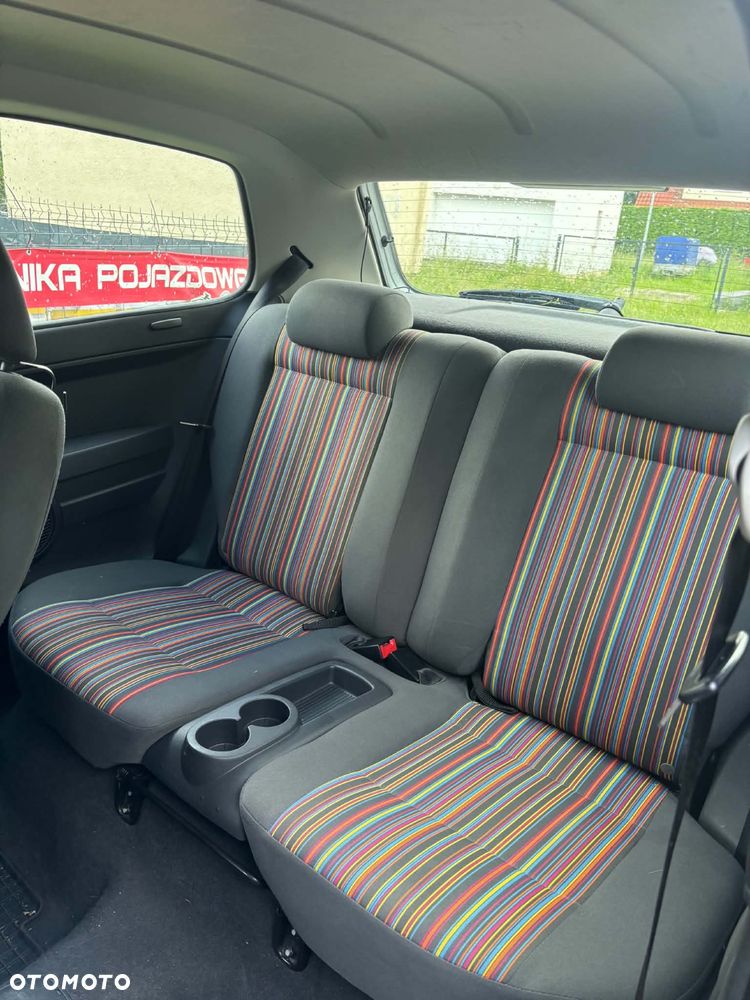 Volkswagen Fox - 6