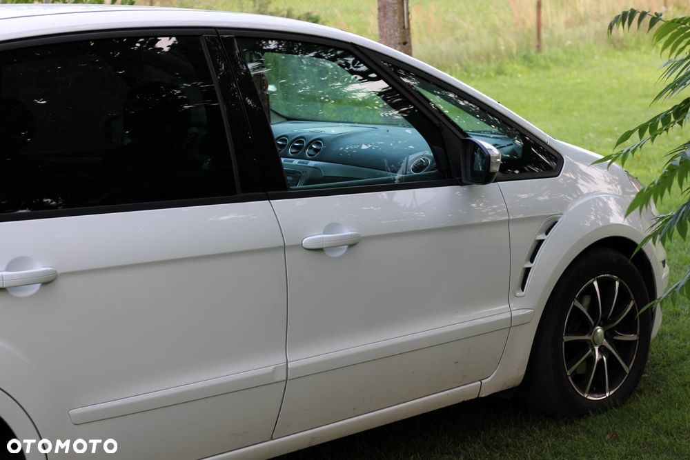 Ford S-Max 2.0 TDCi Titanium - 4