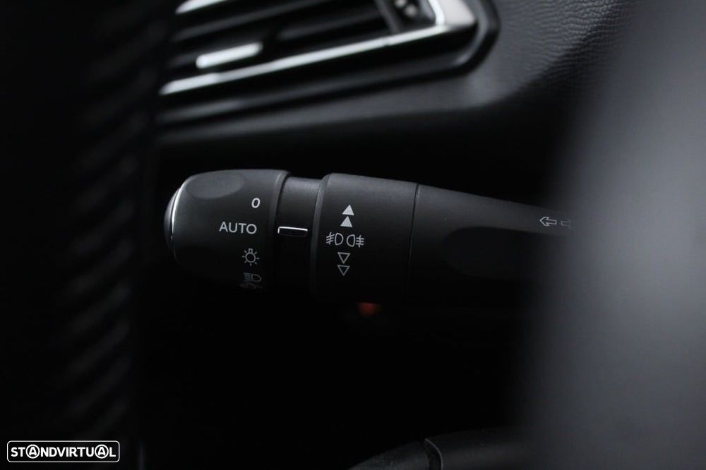 Peugeot 308 1.5 BlueHDi Style - 24