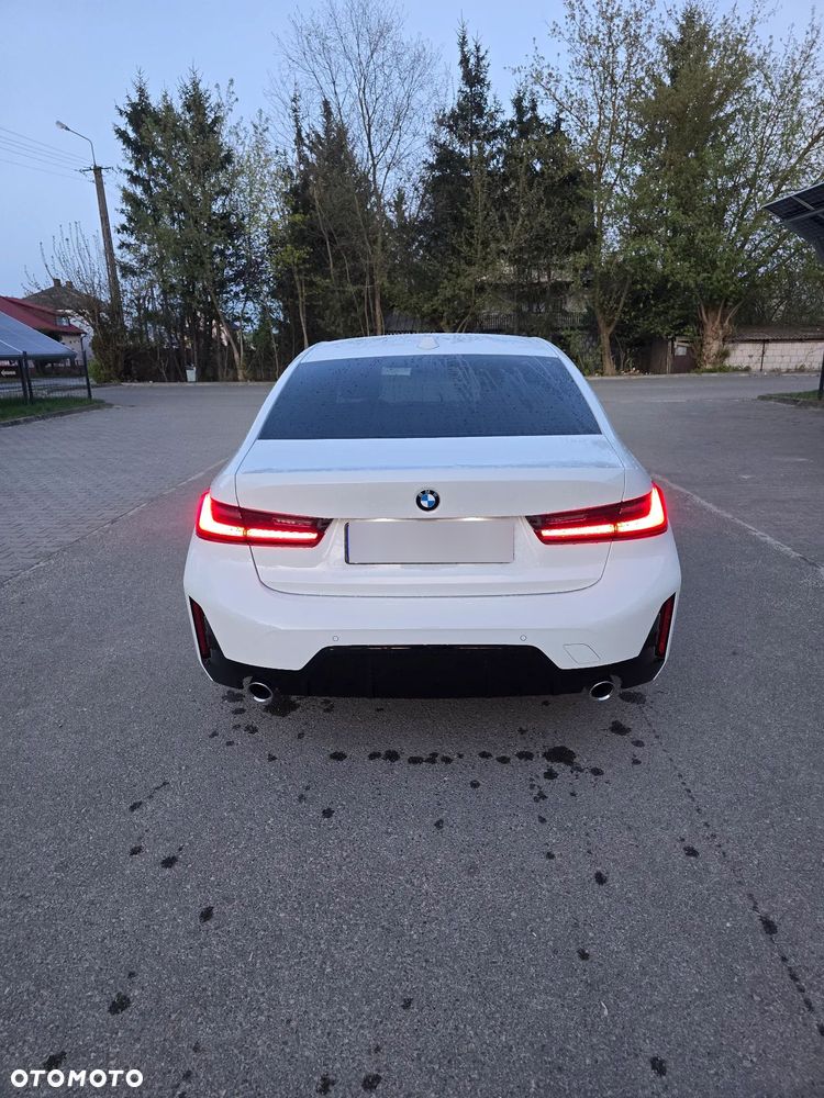 BMW Seria 3 318i M Sport - 5