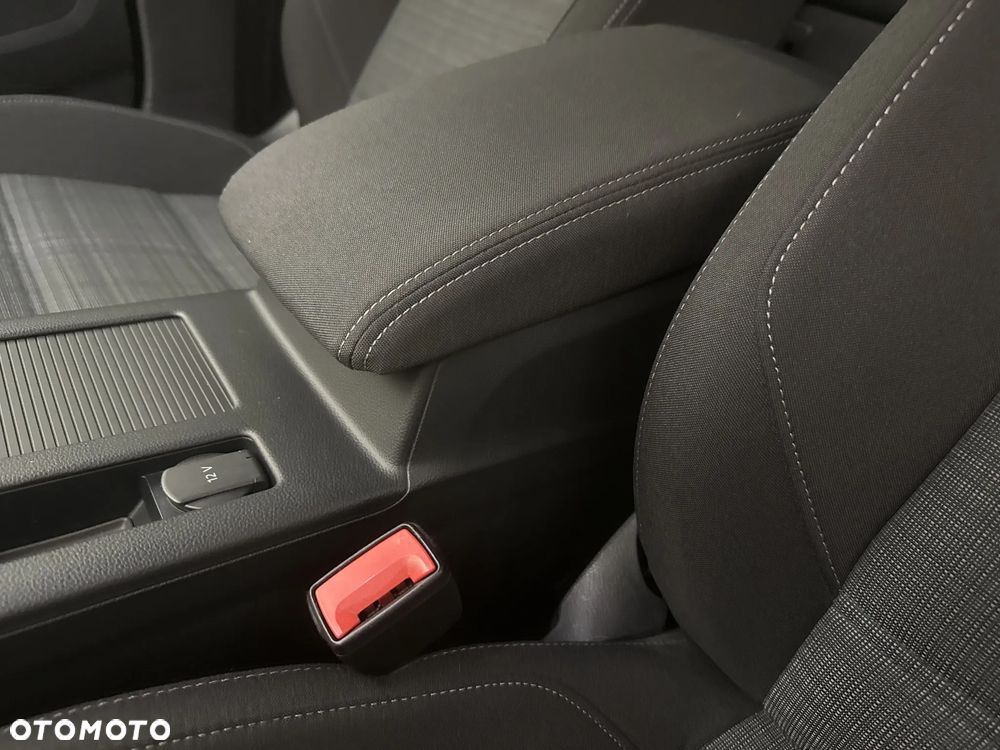 Volkswagen Passat 2.0 TDI EVO Business DSG - 18