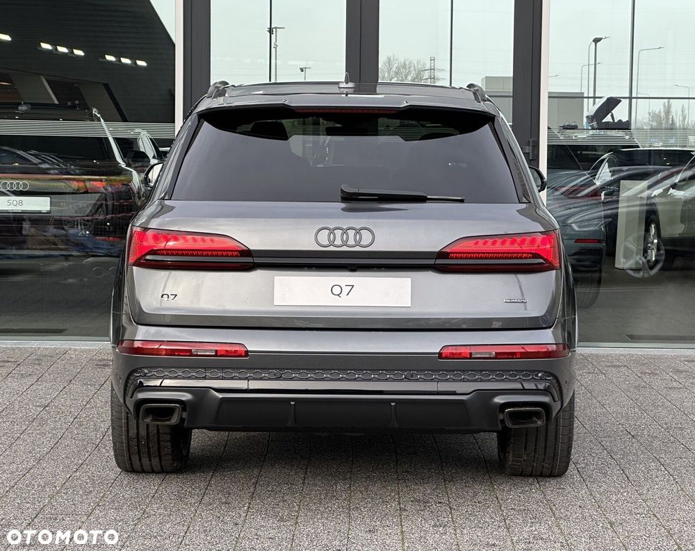 Audi Q7 - 7