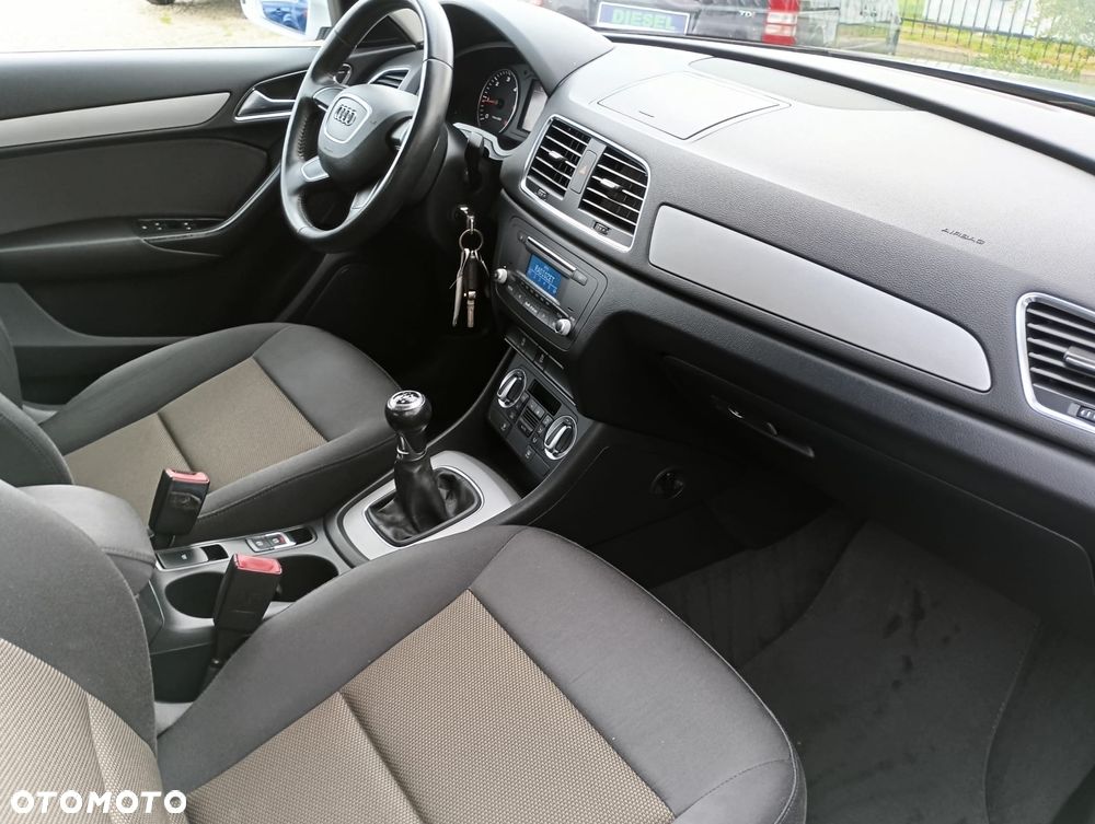 Audi Q3 2.0 TDI Design - 30