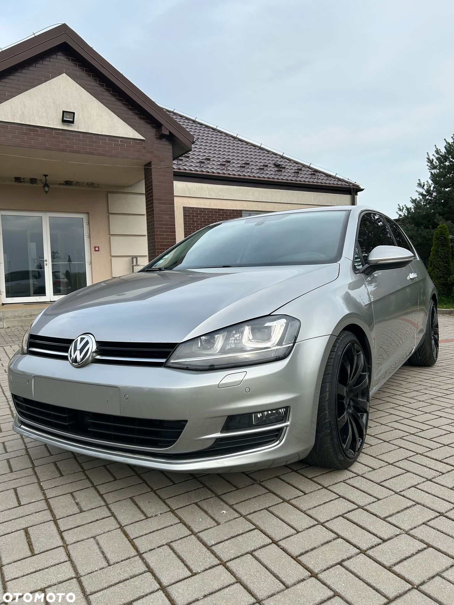 Volkswagen Golf 2.0 TDI (BlueMotion Technology) Highline - 1