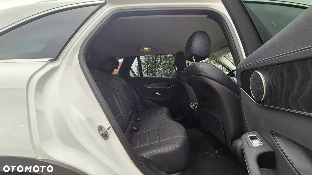 Mercedes-Benz GLC 200 d 4-Matic Business Edition - 28