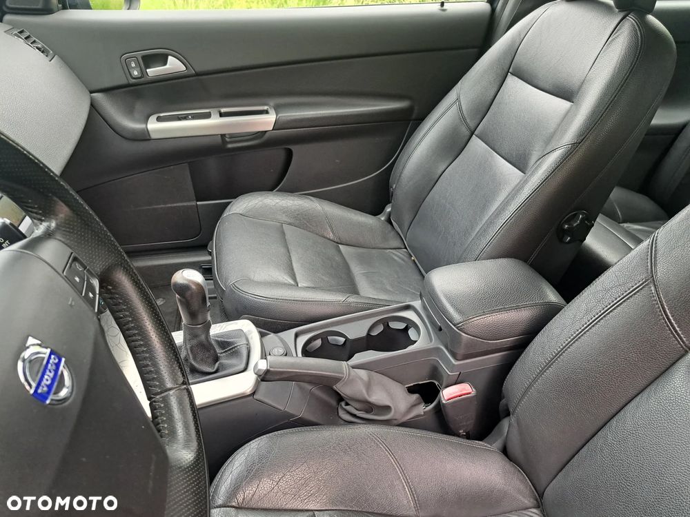 Volvo C30 2.0D Summum - 6