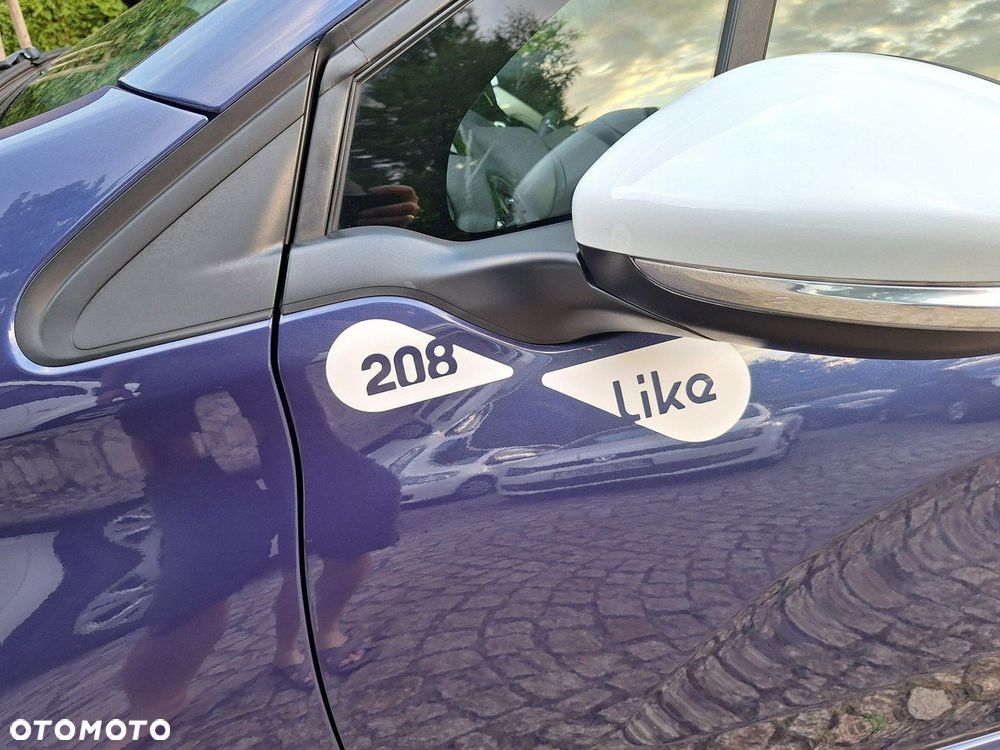 Peugeot 208 - 7