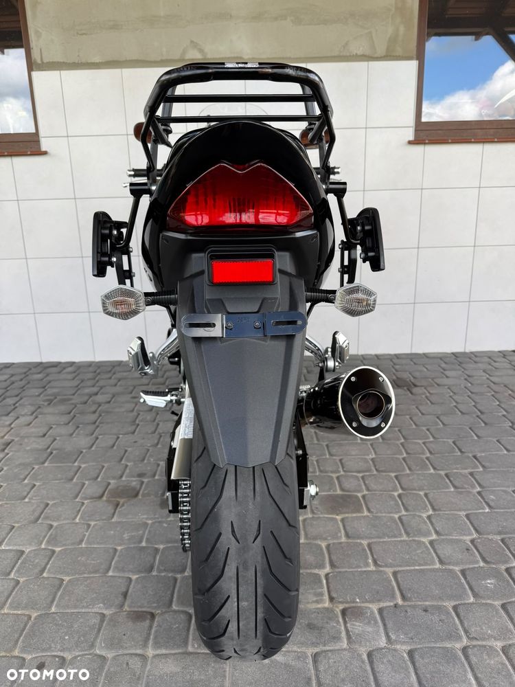 Suzuki GSX - 7